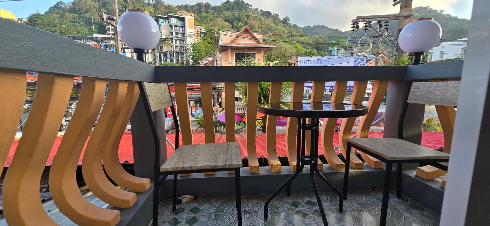 Taxim Residence Boutique Hotel Patong Exterior foto